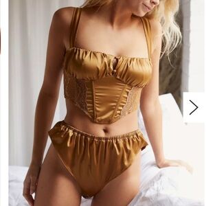 NWT Satin Lace-Trim Bustier & High-Waist Brief Set — Pink